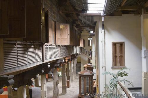 Inside the Temple of the Tooth