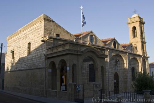 Церква Agios Savvas