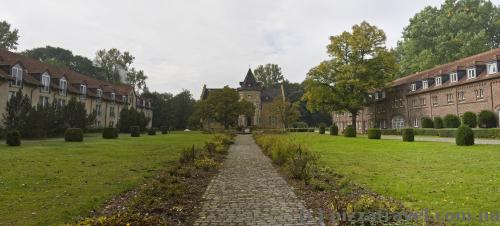 Палац Вестхузен (Wasserschloss Westhusen)