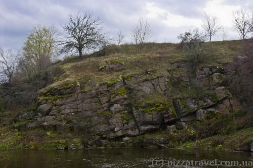 Rocks in the Hohitva village