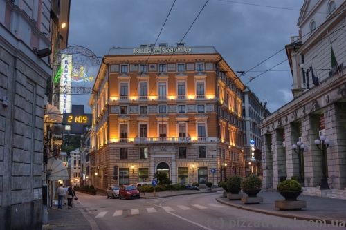 House near the Ferrari Square in Genoa