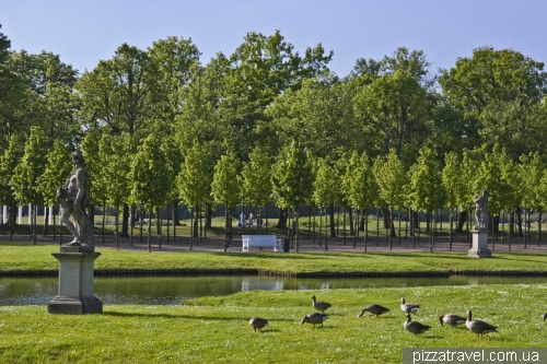 Парк около Шверинского замка