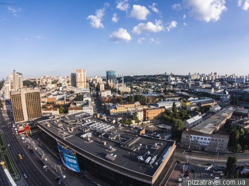 Універмаг Україна