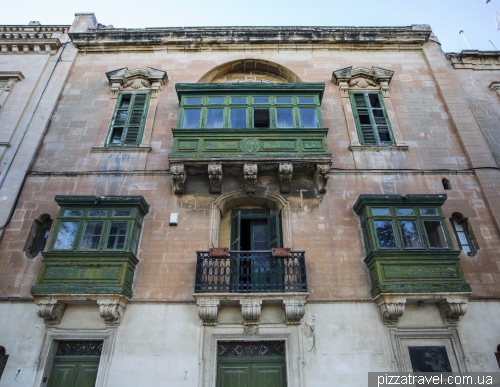 Balconies of Valletta