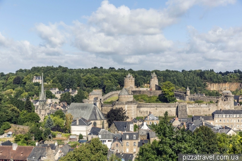 Fougeres