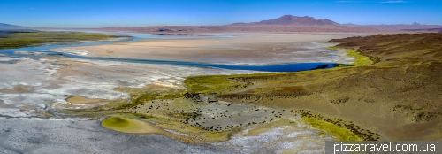 Salar de Tara lake