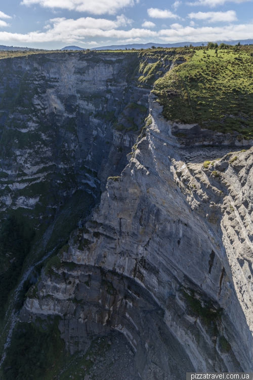Водоспад Нервіон (Salto del Nervion)