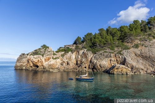 Бухта Дейя (Cala Deia)