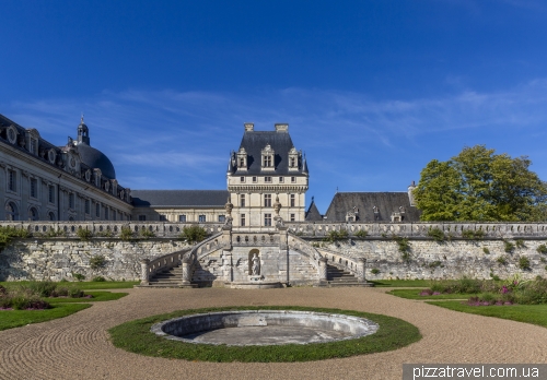 Замок Валансе (Chateau de Valencay)
