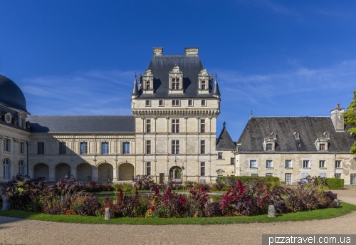 Замок Валансе (Chateau de Valencay)