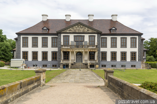 Палац та парк Оранієнбаум (Schloss Oranienbaum)