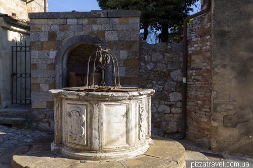 Монтефоллоніко (Montefollonico)