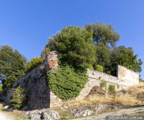 Монтефоллонико (Montefollonico)