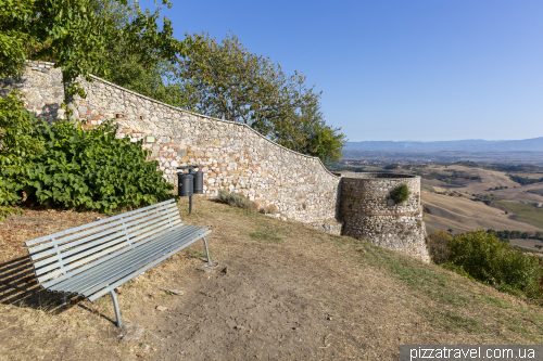 Монтефоллонико (Montefollonico)