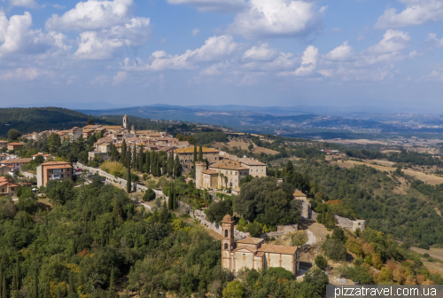 Монтефоллоніко (Montefollonico)