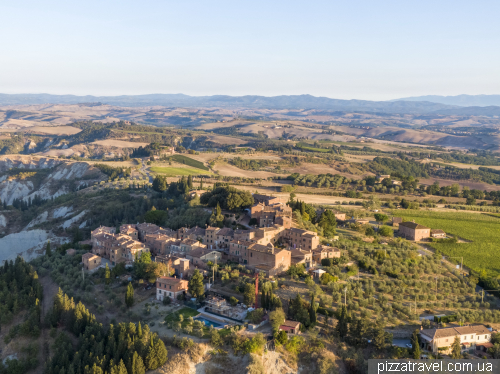 Красиві тосканські краєвиди із села Кьюзуре (Chiusure)