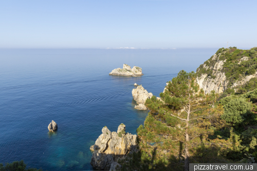 Монастир Палеокастриця (Paleokastritsa) на Корфу