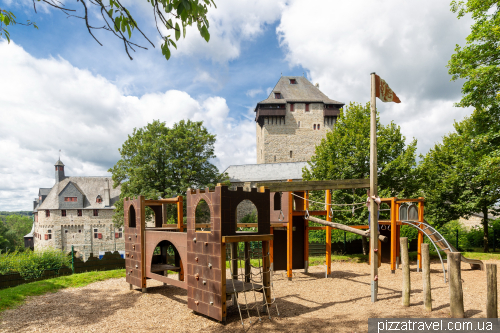 Burg Castle