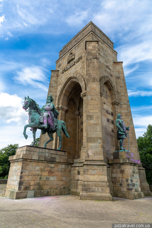Монумент Кайзеру Вільхельму біля Дортмунда (Kaiser-Wilhelm-Denkmal)