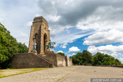 Монумент Кайзеру Вільхельму біля Дортмунда (Kaiser-Wilhelm-Denkmal)