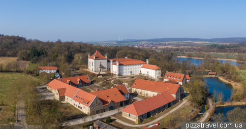 Derneburg castle (Schloss Derneburg)