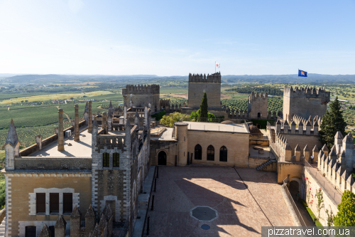 Almodóvar del Río Castle (Castillo Almodóvar del Río)