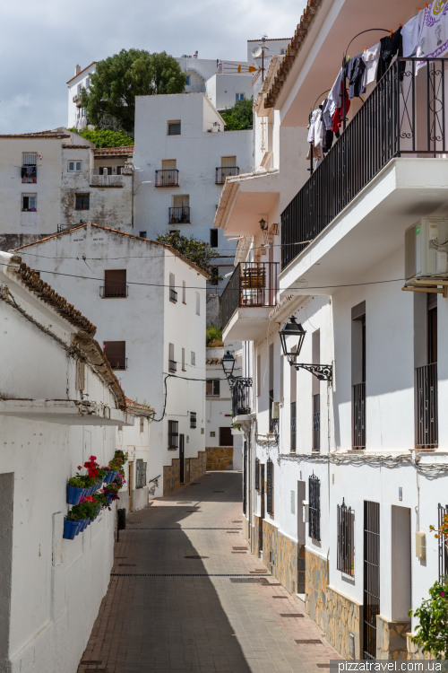 Casares