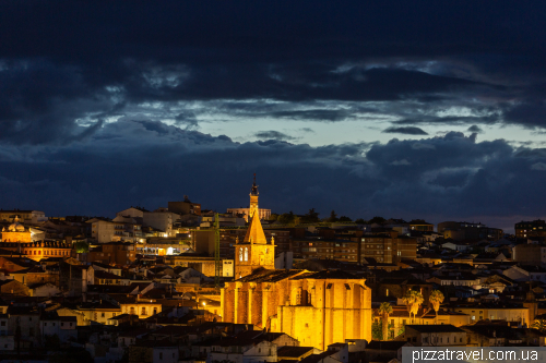 Caceres