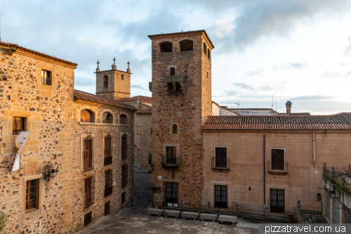 Caceres
