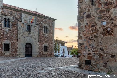 Caceres