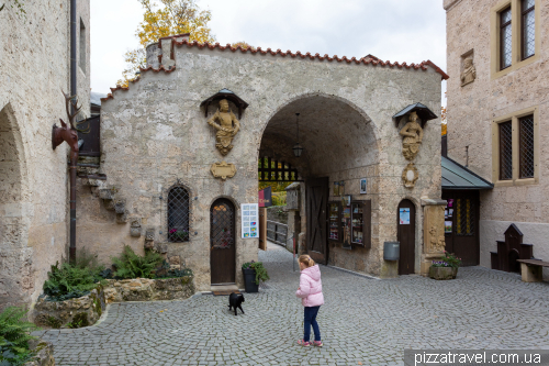 Замок Ліхтенштайн у Баден-Вюртемберзі