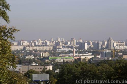 Panorama of Podil and Obolon districts from the Podilsky Descent