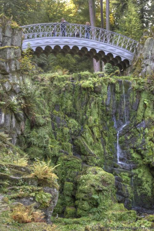 Devil's bridge