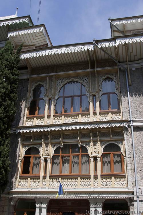 Architecture in the Gurzuf Park