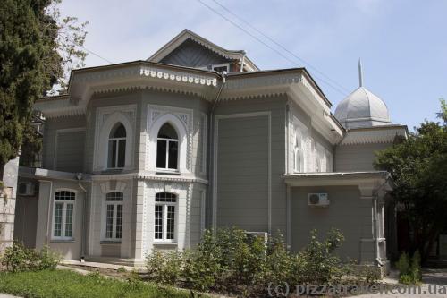 Architecture in the Gurzuf Park